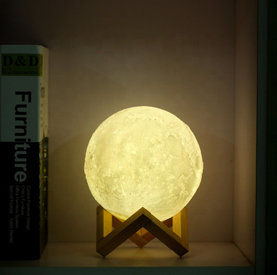 Creative Touch Remote Muti Colors Mała lampa księżycowa z nadrukiem 3D dla dzieci