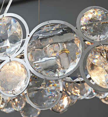 Niestandardowa nowoczesna kryształowa lampa wisząca Ślubne wnętrze hotelu Elegancki design
